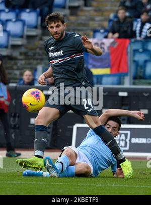 Rodriguez Jony, Bartosz Bereszynski durante la Serie Italiana Una partita di calcio tra SS Lazio e UC Sampdoria allo Stadio Olimpico di Roma, il 18 gennaio 2020. (Foto di Silvia Lore/NurPhoto) Foto Stock