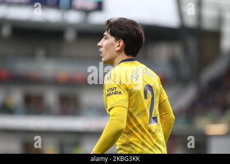 Hector Bellerin dell'Arsenal in azione durante la partita della Premier League tra Burnley e Arsenal a Turf Moor, Burnley, domenica 2nd febbraio 2020. (Foto di Tim Markland/MI News/NurPhoto) Foto Stock