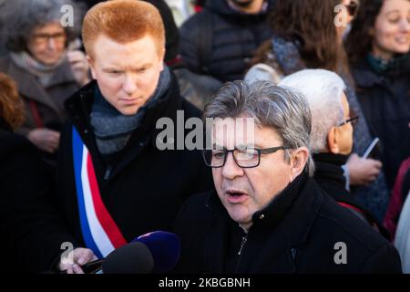 La France Insoumise (LFI) leader del partito di sinistra e membro del Parlamento Jean-Luc Melenchon partecipa a una manifestazione contro il piano del governo francese di rivedere il sistema pensionistico del paese a Parigi, il 6 febbraio 2020. (Foto di Jerome Gilles/NurPhoto) Foto Stock