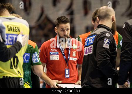 Bennet Wiegert, allenatore capo di SC Magdeburg Gestures durante la LIQUI MOLY HBL tra SC Magdeburg e TSV Hannover-Burgdorf alla GETEC-Arena il 06 febbraio 2020 a Magdeburgo, Germania. (Foto di Peter Niedung/NurPhoto) Foto Stock