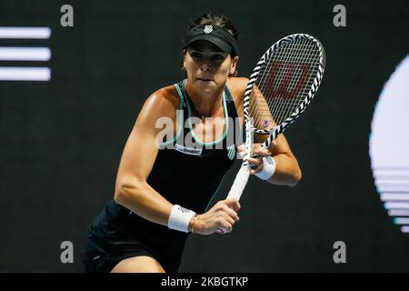 Ajla Tomljanovic dell'Australia in azione durante il torneo di tennis WTA St. Petersburg Ladies Trophy 2020 Round of 16 match contro Anastasia Potapova di Russia il 12 febbraio 2020 a San Pietroburgo, Russia. (Foto di Mike Kireev/NurPhoto) Foto Stock