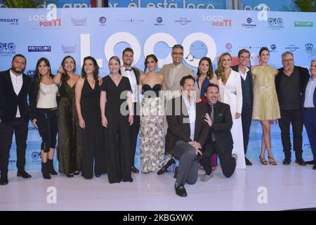 Gabriela Steck, Pia Watson, James Maslow, Sandra Echeverria, Jaime Camil, Monica Huarte, Ana Belena, Kevin Holt, Pamela Almanza posa per le foto durante il tappeto rosso del film “Loco por ti” in anteprima al Cinemex Antara Polanco il 13 febbraio 2020 a Città del Messico, Messico (Foto di Eyepix/NurPhoto) Foto Stock