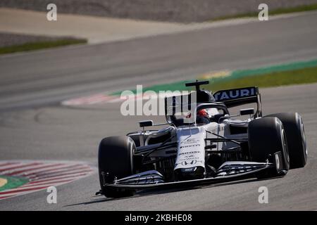 Daniil Kvyat di Russia guida la (26) Scuderia AlphaTauri Honda durante il terzo giorno di Formula 1 Winter Testing al circuito di Barcellona-Catalunya il 21 febbraio 2020 a Barcellona, Spagna. (Foto di Jose Breton/Pics Action/NurPhoto) Foto Stock