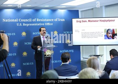 Alireza Jafarzadeh, Washington DC, US, 20/02/2020 -NCRI-US, il Consiglio Nazionale della resistenza dell'Iran, il Vice Direttore Alireza Jafarzadeh ad una conferenza stampa presso l'ufficio NCRI, a Washington D.C. il 20 febbraio 2020, Ha detto che il regime è preoccupato che qualsiasi scisma aggraverebbe la sua vulnerabilità nel suo stare in piedi con il popolo iraniano. (Foto di Siavosh Hosseini/NurPhoto) Foto Stock