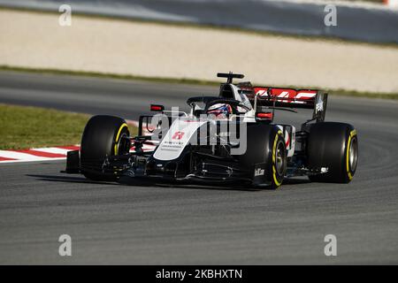 08 GROSJEAN Romain (fra), Haas F1 Team VF-20 Ferrari, azione durante i test invernali di Formula 1 sul circuito di Barcellona - Catalunya il 26 febbraio 2020 a Barcellona, Spagna. (Foto di Xavier Bonilla/NurPhoto) Foto Stock