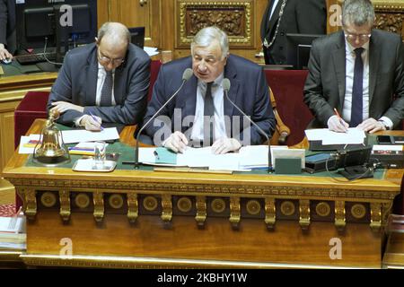 Il Presidente del Senato francese Gerard Larcher partecipa al Senato per la sessione di interrogazioni al Governo da parte dei senatori il 19 febbraio 2020 a Parigi, in Francia. (Foto di Daniel Pier/NurPhoto) (Foto di Daniel Pier/NurPhoto) Foto Stock