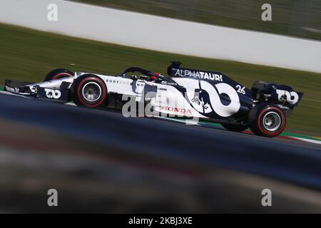 Daniil Kvyat di Russia guida la (26) Scuderia AlphaTauri Honda durante il terzo giorno di Formula 1 Winter Testing al circuito di Barcellona-Catalunya il 21 febbraio 2020 a Barcellona, Spagna. (Foto di Jose Breton/Pics Action/NurPhoto) Foto Stock