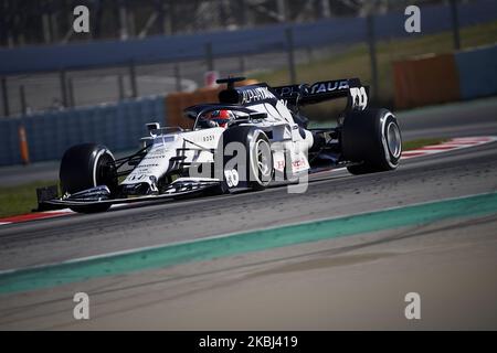 Daniil Kvyat di Russia guida la (26) Scuderia AlphaTauri Honda durante il terzo giorno di Formula 1 Winter Testing al circuito di Barcellona-Catalunya il 21 febbraio 2020 a Barcellona, Spagna. (Foto di Jose Breton/Pics Action/NurPhoto) Foto Stock