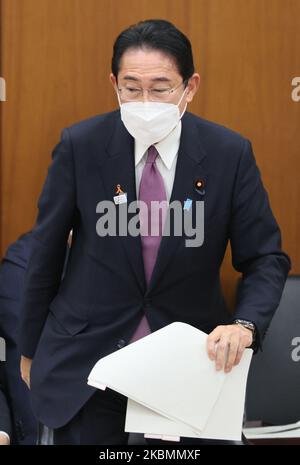 Tokyo, Giappone. 4th Nov 2022. Il primo ministro giapponese Fumio Kishida risponde a una domanda alla sessione del comitato per la salute, il lavoro e il welfare della Camera bassa alla Dieta Nazionale di Tokyo venerdì 4 novembre 2022. Credit: Yoshio Tsunoda/AFLO/Alamy Live News Foto Stock