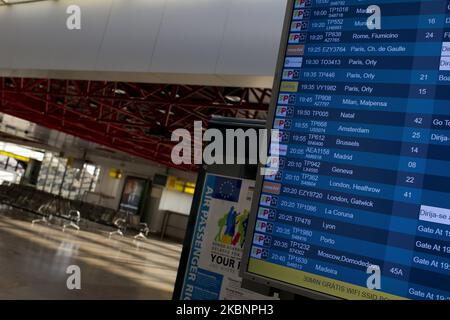 Vista dell'aeroporto di Humberto Delgado, chiamato anche aeroporto di Lisbona, a Lisbona, Portogallo, il 18 aprile 2014. È il più grande aeroporto del Portogallo e uno dei più grandi del sud Europa, e funge da hub DI TAP Air Portugal. (Foto di Oscar Gonzalez/NurPhoto) Foto Stock