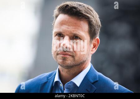 Il sindaco di Varsavia Rafal Trzaskowski è un nuovo candidato del principale partito di opposizione alle elezioni presidenziali dopo che il candidato della Coalizione Civica Malgorzata Kidawa-Blonska ha terminato la sua presidenza. In questa foto Rafal Trzaskowski partecipa a una conferenza stampa presso il Museo Polino di storia degli ebrei polacchi il 2nd settembre 2019 a Varsavia, Polonia. (Foto di Beata Zawrzel/NurPhoto) Foto Stock