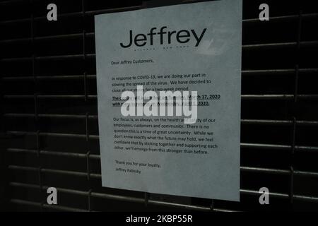 Una vista di Jeffrey Store durante la pandemia di coronavirus il 20 maggio 2020 a New York City. Il COVID-19 si è diffuso nella maggior parte dei paesi del mondo, mietendo oltre 316.000 vittime e riportando oltre 4,8 milioni di infezioni. Nordstrom chiude i suoi tre negozi specializzati di abbigliamento Jeffrey. (Foto di John Nacion/NurPhoto) Foto Stock