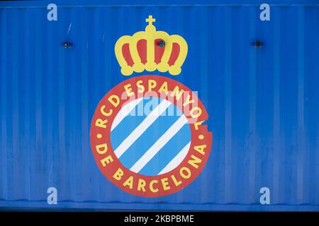 RCD Espanyol logo of team of Spanish La Liga football, in Barcelona, Spain, on May 28, 2020. (Photo by Xavier Bonilla/NurPhoto) Stock Photo