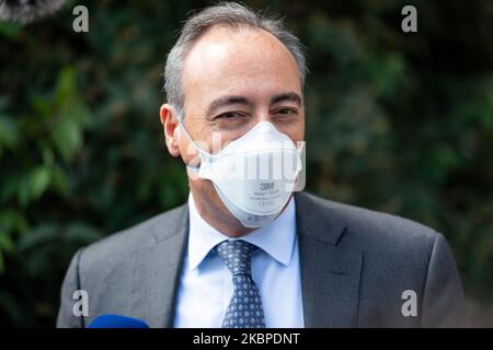 Giulio Gallera con maschera protettiva all'apertura della nuova unità di terapia intensiva per pazienti affetti da Coronavirus (Covid-19) presso l'Ospedale Luigi sacco il 29 maggio 2020 a Milano (Foto di Alessandro Bremec/NurPhoto) Foto Stock