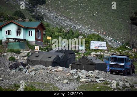 Indian military tents are seen near a check post along the Srinagar-Leh National highway on June 16, 2020.During the de-escalation process underway in the Galwan Valley, a violent face-off took place between Indian and Chinese soldiers with casualties. The loss of lives on the Indian side includes an officer and two soldiers. Reportedly 34 Indian soldiers are missing after the face-off between India and China took place in the Galwan valley . Indian authorities didn’t allow journalists to move towards Ladakh for covering the news. (Photo by Faisal Khan/NurPhoto) Stock Photo