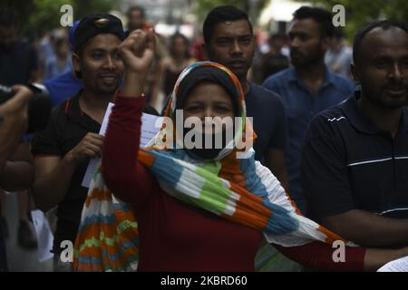 I migranti che vivono in Grecia partecipano a una protesta in occasione della Giornata Mondiale del Rifugiato ad Atene, in Grecia, 20 giugno 2020. (Foto di Dimitris Lampropoulos/NurPhoto) Foto Stock