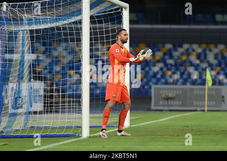 Pau Lopez di AS Roma durante la Serie A match tra SSC Napoli e AS Roma allo Stadio San Paolo Napoli il 5 luglio 2020. (Foto di Franco Romano/NurPhoto) Foto Stock