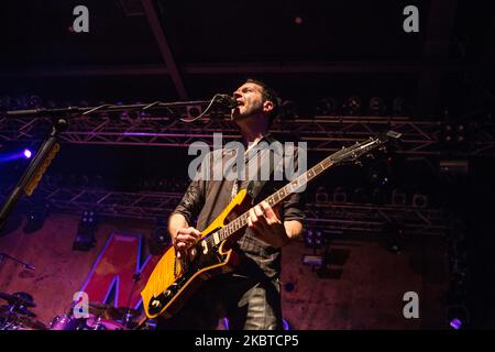 Paul Gilbert di MR. Big suona dal vivo a Milano il 21 2014 dicembre (Foto di Mairo Cinquetti/NurPhoto) Foto Stock