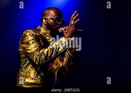 Maitre Gims suona dal vivo a Fabrique a Milano il 10 2016 maggio (Foto di Mairo Cinquetti/NurPhoto) Foto Stock