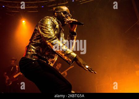 Maitre Gims suona dal vivo a Fabrique a Milano il 10 2016 maggio (Foto di Mairo Cinquetti/NurPhoto) Foto Stock