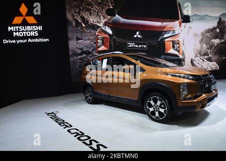 Un veicolo MITSUBISHI XPANDER viene esposto al 41st° Salone Internazionale dell'Auto di Bangkok 2020, in Thailandia, il 15 luglio 2020. (Foto di Anusak Laowilas/NurPhoto) Foto Stock