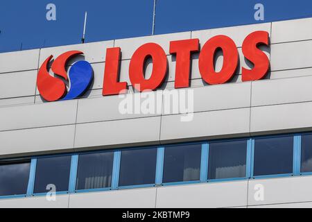 La costruzione della raffineria di Lotos si trova a Danzica, Polonia, il 15 luglio 2020 (Foto di Michal Fludra/NurPhoto) Foto Stock