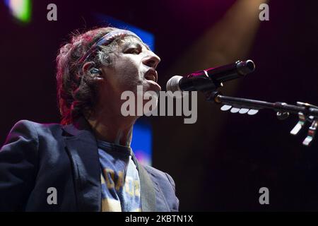 Il membro del gruppo Sidonie, Marc Ros, durante il concerto che hanno offerto stasera all'Ifema di Madrid, incluso nel festival ''Abre Madrid''. 15 luglio 2020 Spagna (Foto di Oscar Gonzalez/NurPhoto) Foto Stock