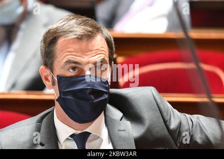 Il Ministro della Sanità francese Olivier Veran partecipa alla sessione delle interrogazioni per il governo (QAG) al Senato francese - 22 luglio 2020, Parigi (Foto di Daniel Pier/NurPhoto) Foto Stock