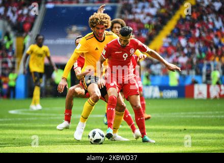 Anice Badri della Tunisia affronta Marouane Fellaini del Belgio durante la partita di Coppa del mondo FIFA Belgio contro Tunisia allo stadio Spartak di Mosca, Russia, il 23 giugno 2018. (Foto di Ulrik Pedersen/NurPhoto) Foto Stock