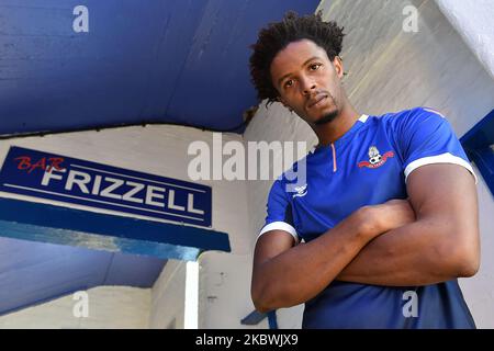 SIDO Jombati indicazioni per Oldham Athletic a Boundary Park, Oldham. Il 2 agosto 2020 a Oldham, Inghilterra. (Foto di Eddie GarveyMI News/NurPhoto) Foto Stock