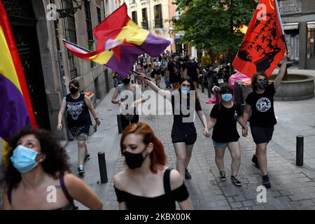 Protesta contro la monarchia spagnola a Madrid il 9th agosto 2020. (Foto di Juan Carlos Lucas/NurPhoto) Foto Stock
