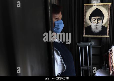 Una donna della comunità libanese in Messico, al di fuori della parrocchia di nostra Signora del Libano a Città del Messico. (Foto di Gerardo Vieyra/NurPhoto) Foto Stock