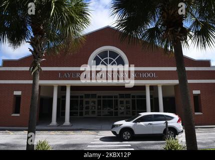 L'ingresso alla scuola elementare Layer è visto una settimana prima che le classi iniziano per l'anno scolastico durante la pandemia COVID-19 il 10 agosto 2020 a Winter Springs, Florida. Gli studenti potranno scegliere tra l'apprendimento tradizionale a scuola, l'apprendimento a casa o una combinazione di entrambi. (Foto di Paul Hennessy/NurPhoto) Foto Stock