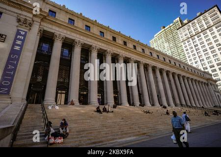 Facebook per Lease 730.000 Square-foot ex ufficio postale principale a Manhattan come New York City continua la fase 4 di riapertura a seguito delle restrizioni imposte per rallentare la diffusione del coronavirus il 18 agosto 2020 a New York City. La quarta fase permette di praticare arti e intrattenimento all'aperto, eventi sportivi senza tifosi e produzioni mediatiche. (Foto di John Nacion/NurPhoto) Foto Stock