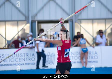 ELISA Molinarolo compete nella finale di salto femminile durante i Campionati nazionali di atletica allo Stadio Daciano Colbachini il 30 agosto 2020 a Padova. (Foto di massimo Bertolini/NurPhoto) Foto Stock