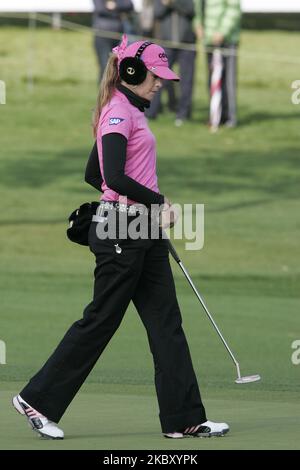 1 novembre 2009-Incheon, Corea del Sud-Paula Creamer di Pleasanton CA sulla 18th buche durante il round finale del campionato Hana Bank Kolon allo Sky 72 Golf Club il 1 novembre 2009 a Incheon, Corea del Sud. (Foto di Seung-il Ryu/NurPhoto) Foto Stock