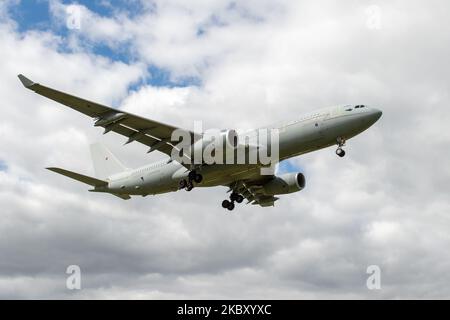 ZZ335 Royal Air Force Airbus Voyager KC3 si avvicina a RAF Brize Norton, Londra, Inghilterra, il 30 agosto 2020.. (Foto di Jon Hobley/MI News/NurPhoto) Foto Stock