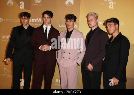 West Hollywood, Stati Uniti. 03rd Nov 2022. Bene Schulz, Jacob Rott, Tim Schaecker, Luis Freitag e Julien Brown partecipano al Gala dell'AMFAR 2022 di Los Angeles al Pacific Design Center il 03 novembre 2022 a West Hollywood, California. Foto: Crash/imageSPACE/Sipa USA Credit: Sipa USA/Alamy Live News Foto Stock