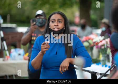 Il sindaco di Rochester, NY, Lovely Warren prende domande dalla Comunità dopo l'uccisore della polizia Daniel Prude il 3 settembre 2020 a New York, Stati Uniti. (Foto di Zach D Roberts/NurPhoto) Foto Stock
