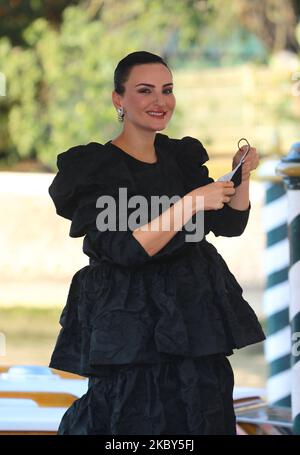 Arisa è visto arrivare all'Excelsior durante il 77th° Festival del Cinema di Venezia, il 04 settembre 2020 a Venezia. (Foto di Matteo Chinellato/NurPhoto) Foto Stock