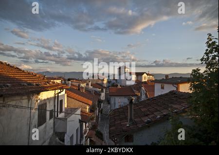 Borgo Universo è un museo all'aperto situato ad Aielli, l'Aquila, Abruzzo, il 7 settembre 2020. (Foto di Andrea Mancini/NurPhoto) Foto Stock