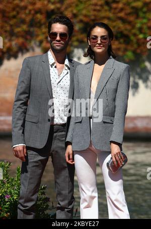 Maximilian Befort e Luise Befort si vedono arrivare all'Excelsior durante il 77th° Festival del Cinema di Venezia, il 08 settembre 2020 a Venezia. (Foto di Matteo Chinellato/NurPhoto) Foto Stock