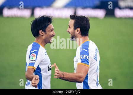 Gaku Shibasaki e Juan Munoz durante la partita della Liga SmartBank tra CD Leganes e UD Las Palmas all'Estadio Municipal de Butarque il 12 settembre 2020 a Leganes, Spagna . (Foto di Rubén de la Fuente Pérez/NurPhoto) Foto Stock