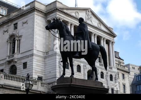 Vista generale della città di Londra, il quartiere finanziario di Londra il 17 settembre 2020. Anche se le misure di blocco, a causa della crisi del coronavirus, sono state innalzate il quartiere finanziario della capitale, ancora non ha ancora lavorato a pieno regime, come molti lavoratori lavorano ancora a distanza. (Foto di Alberto Pezzali/NurPhoto) Foto Stock