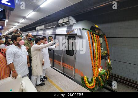 Rajasthan Capo Ministro Ashok Ghelot è praticamente inaugurato il nuovo e Rajasthan primo sotterraneo Chandpole-Badi Chaupar corridoio della metropolitana, a Badi Chaupar Metro Station a Jaipur, Rajasthan, India, il 23 settembre 2020. (Foto di Vishal Bhatnagar/NurPhoto) Foto Stock