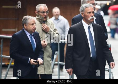 Il Presidente della FIA Jean Todt, il CEO del Gruppo Formula uno Chase Carey e Stefano Domenicali arrivano ai funerali di Niki Lauda nella cattedrale di Santo Stefano a Vienna, Austria, il 29 maggio 2019 (Foto di Jakub Porzycki/NurPhoto) Foto Stock