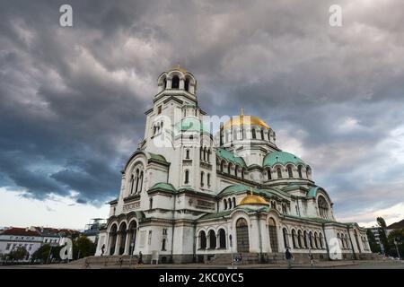 Una vista generale della Cattedrale Saint Aleksandar Nevski. Lunedì 28 settembre 2020 a Sofia, Bulgaria. (Foto di Artur Widak/NurPhoto) Foto Stock