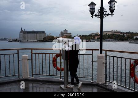 Una vista generale del Mar di Marmara dal quartiere Kadikoy di Istanbul, Turchia il 8 ottobre 2020. (Foto di Erhan Demirtas/NurPhoto) Foto Stock