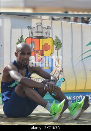 Mohamed Ali dei Paesi Bassi che si riallinea al traguardo, dopo aver terminato il 3rd° posto in 2:16:21, durante la 37th° edizione della Maratona di Sofia. Domenica 11 ottobre 2020 a Sofia, Bulgaria. (Foto di Artur Widak/NurPhoto) Foto Stock