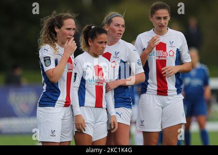 Aofie HURLEY del Crystal Palace, Cherelle KHASSAL, Georgia CLIFFORD e Lizzie WALDIE durante la partita di campionato delle donne fa tra il Durham Women FC e il Crystal Palace al castello di Maiden, Durham City, domenica 11th ottobre 2020. (Foto di Mark Fletcher/MI News/NurPhoto) Foto Stock